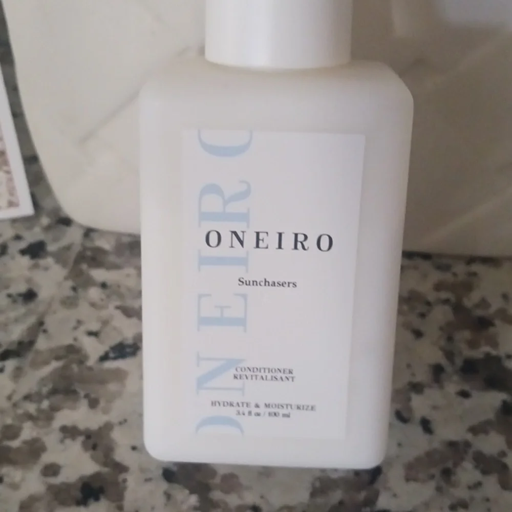 Oneiro Skincare Travel Set Sunchasers Collection